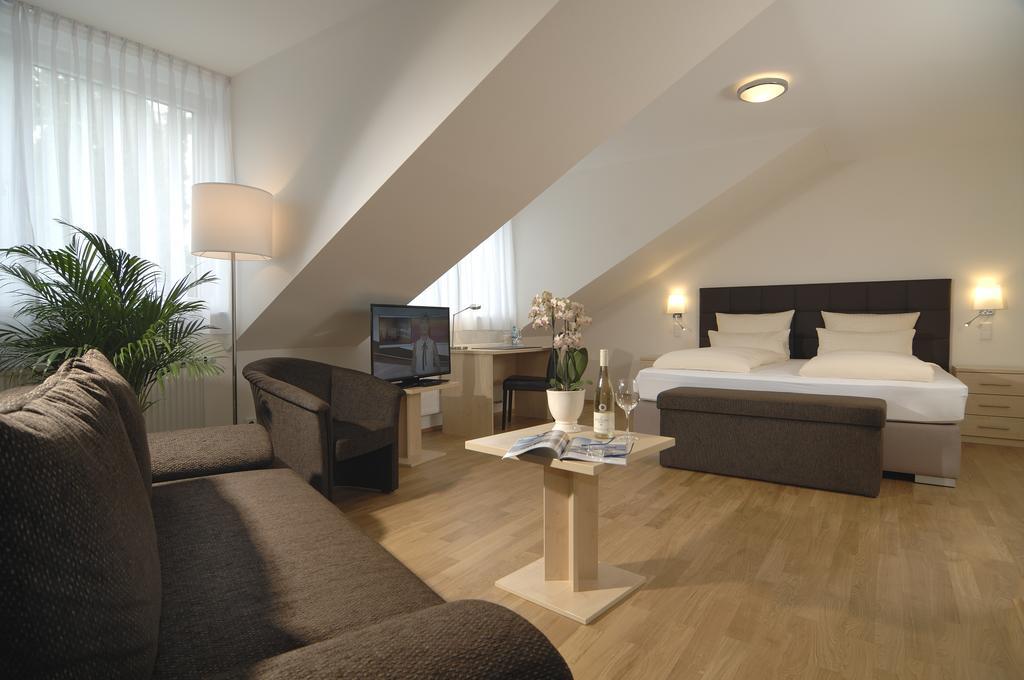 Hotel-Restaurant Sebastianushof Bonn Bilik gambar